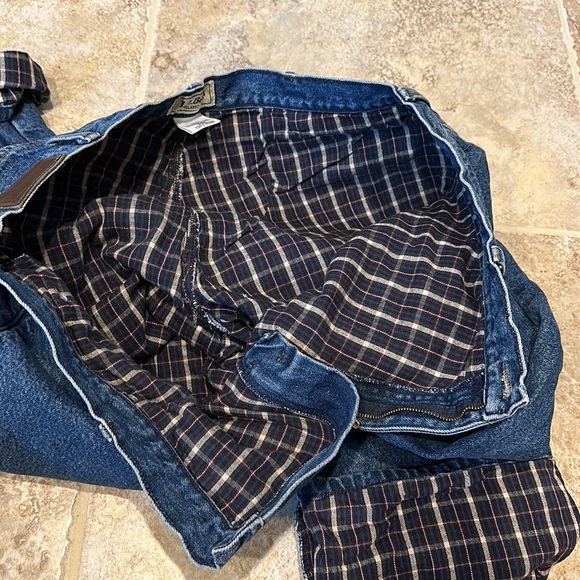 LL BEAN FLANNEL LINED RELAX FIT JEANS.MENS SIZE 42x30. Dark denim w/plaid lining - Picture 13 of 15